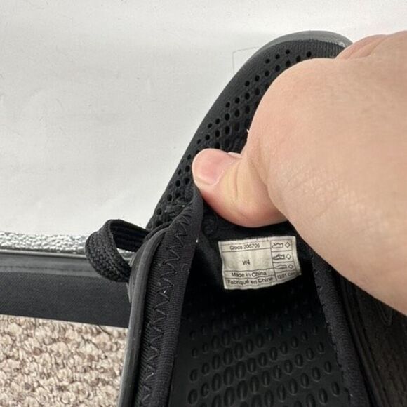 Crocs Women's Sneakers Literide 360 Pacer Lace Up Tennis Shoes Size 4 Black - Picture 10 of 11